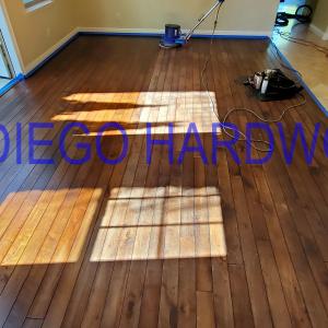 Install solid wood floor in Ocean Beach, San Diego. Fully Licensed Contractor SD